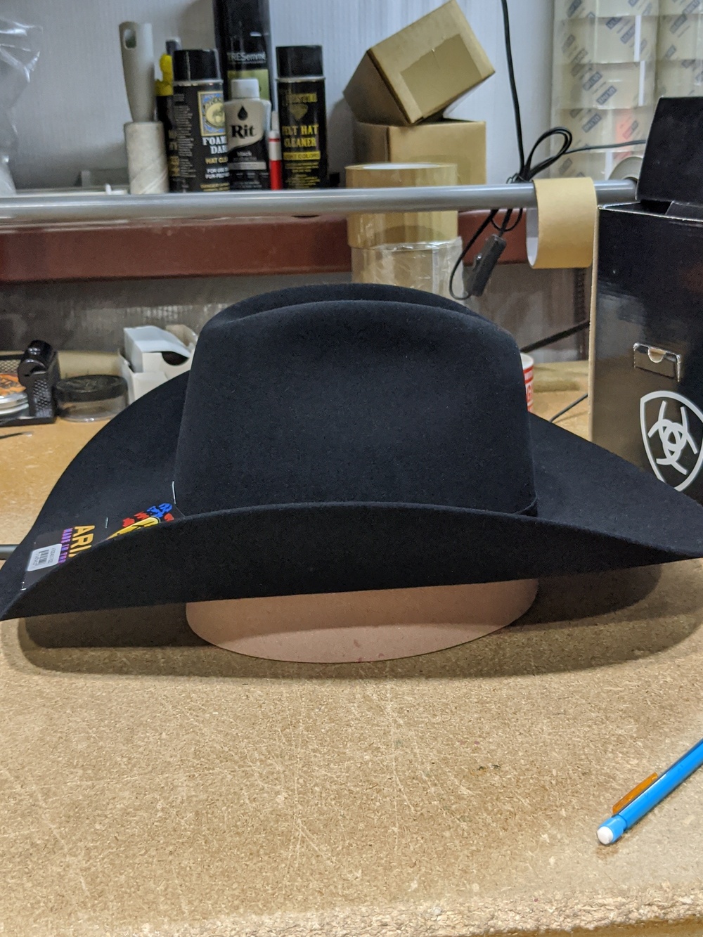 Ariat 6X Black Fur Felt Classic Cowboy Hat – Kingman - Picture 2 of 5
